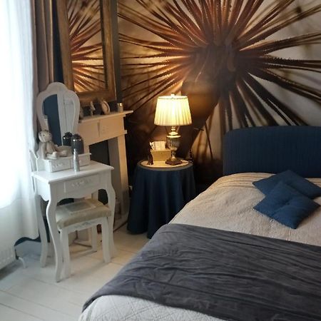 Chambre Bounty, B&B, Cuisine Privee, Lit Queen Size, Terrasse, Parking, Garage Olliergues エクステリア 写真